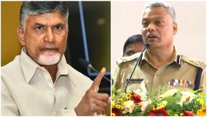 చంద్రబాబు, డీజీపీ దెబ్బ, పోలీసు కస్టడీలో ఇద్దరు ఆర్డీఓలు, పెద్దిరెడ్డికి షాక్  