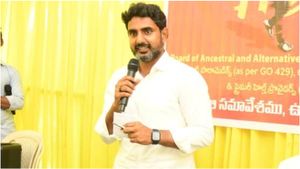 తల్లికి వందనం ఒక బిడ్డకేనా - తేల్చేసిన మంత్రి లోకేష్..!!