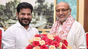 గవర్నర్ తో రేవంత్ భేటీ - మంత్రివర్గ విస్తరణ..!?