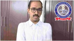 వాసుదేవరెడ్డిపై సీఐడీ కీలక నిర్ణయం..!!