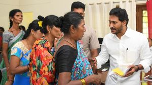 వైసీపీ కార్యకర్తలకు జగన్ గుడ్ న్యూస్?: వైఎస్సార్ జయంతి నాడు ప్రకటన?