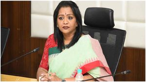 హైదరాబాద్ మేయర్ గద్వాల విజయలక్ష్మి వీడియో మార్ఫింగ్: వ్యక్తి అరెస్ట్