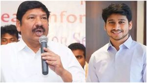 ఊపిరి పీల్చుకున్న జోగి రమేష్, కొడుక్కి బెయిల్, చంద్రబాబు కేసులో నో బెయిల్ 