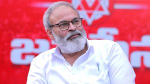 మీడియా రంగంలోకి నాగబాబు - పక్కా ఫ్యూచర్ ఫ్లాన్..!!
