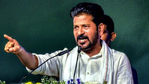 సీఎం రేవంత్ దెబ్బకు దద్దరిల్లనున్న ఎల్బీ స్టేడియం!  