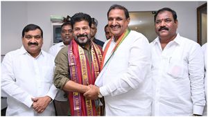 అరెకపూడి గాంధీ, ఆయన అనుచరులపై కేసు నమోదు