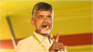 వీఆర్ లో కూడా ఓవర్ యాక్షన్ చేసిన అధికారులు, తిక్కచేష్టలు వద్దని చంద్రబాబు వార్నింగ్  