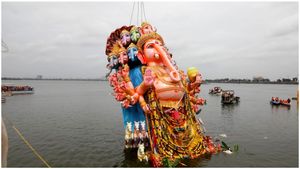 హైదరాబాద్‌లో అక్కడే వినాయక విగ్రహాల నిమజ్జనానికి గ్రీన్ సిగ్నల్..!!
