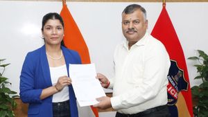 డీఎస్పీగా మహిళా బాక్సర్ నిఖత్ జరీన్