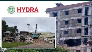 హైడ్రా కూల్చివేతల లిస్టు  - జాబితాలో..!!