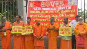 తిరుమల లడ్డూ వ్యవహారంలో అనుకోని మలుపు- తెరపై సాధువులు