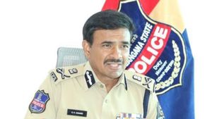 సీవీ ఆనంద్ సంచలనం: హైదరాబాద్‌లో..!!