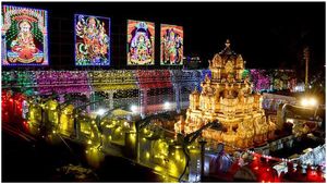 ఉలిక్కిపడిన విజయవాడ, ఇంద్రకీలాధ్రిపై దసరా వేడుకలు 