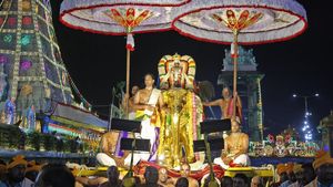 TTD: వైకుంఠాన్ని త‌ల‌పిస్తున్న తిరుమ‌ల - రేపు చక్రస్నానం..!!