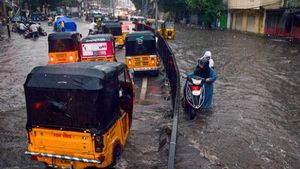 Weather Update: రాష్ట్రంలో మరో నాలుగు రోజులు వర్షాలు..!