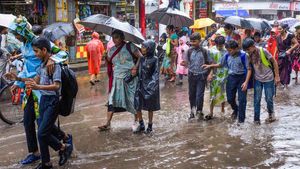 తెలంగాణలో మూడు రోజులు భారీ వర్షాలు, ఈ జిల్లాలకు అలర్ట్