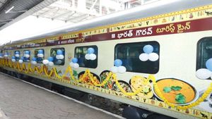  సికింద్రాబాద్-అయోధ్య ఎక్స్‌ప్రెస్‌కు ఏపీలో హాల్ట్ స్టేషన్లు, ఛార్జీలు ఇవే