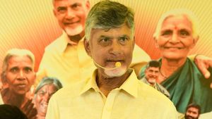 శుభవార్త: 3 నెలలకోసారి పెన్షన్ తీసుకోవడంపై చంద్రబాబు కీలక నిర్ణయం