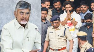 అల్లు అర్జున్ నేడే విడుదల: అరవింద్‌కు చంద్రబాబు ఫోన్