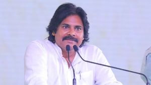 పవన్ కళ్యాణ్ ను కలవాలని ఎడ్లబండిపై వచ్చిన యువరైతు.. మూడురోజులుగా నిరీక్షణ!