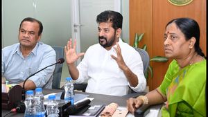 వరంగల్‌కు విమానాశ్రయం.. సీఎం రేవంత్ కీలక ఆదేశాలు