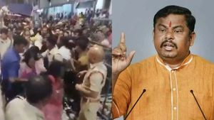 ఎవరిది తప్పు?: తిరుపతి తొక్కిసలాటపై రాజా సింగ్ కీలక వ్యాఖ్యలు