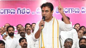 వంద కేసులైనా ఎదుర్కుంటా: ఏసీబీ విచారణపై కేటీఆర్ కామెంట్స్