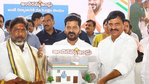 ఇందిరమ్మ ఇళ్ల దరఖాస్తులు, కేటాయింపు పై ప్రభుత్వం తాజా నిర్ణయం..!!