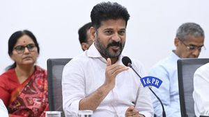 రేవంత్ ఫ్యూచర్ ప్లాన్ ఆవిష్కరణ - కీలక హామీ..!!