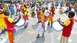 గోదావరి సంక్రాంతి సంబరాల్లో అరుదైన ఈవెంట్స్..!!