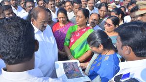 వరంగల్ వాసులు గాల్లో తేలే వార్త ఇది!