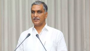 హరీశ్ రావు పీఏ అరెస్ట్