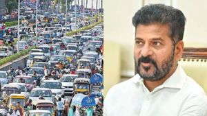హైదరాబాద్ లో ట్రాఫిక్ కష్టాలకు చెక్.. సీఎం రేవంత్ సంచలన నిర్ణయం