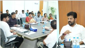 ఫ్యూచర్ సిటీ వరకు మెట్రో! హైద‌రాబాద్‌-విజ‌య‌వాడ గ్రీన్‌ఫీల్డ్ ర‌హ‌దారి