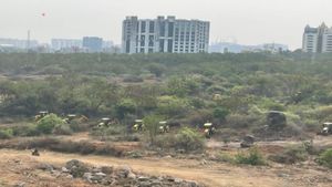 HCU: తెలంగాణ హైకోర్టులో వాయిదా 