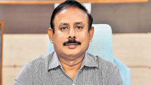 కాళేశ్వరం ఈఎన్సీ హరిరామ్ ఇంట్లో ఏసీబీ సోదాలు.. 