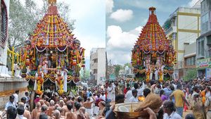 `తిరు` వీధుల్లో ఊరేగిన దేవదేవుడు