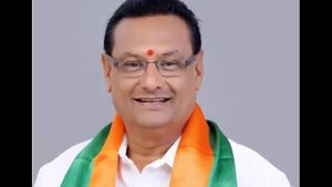 హైదరాబాద్ బీజేపీ కార్పొరేటర్‌పై కేసు నమోదు