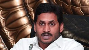 మందులు లేని మహమ్మారితో బాధపడుతున్న జగన్!