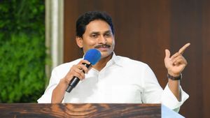 మరో టూర్ ప్లాన్ చేసిన జగన్?