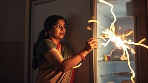 మహిళ ప్రాణం తీసిన రిఫ్రిజిరేటర్ డోర్.. ఫ్రిజ్ వాడకంలో ఈ పొరబాట్లు చెయ్యొద్దు!