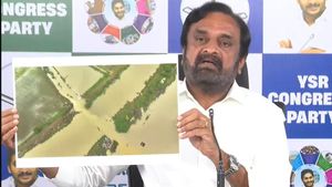అమరావతిని లేపడానికి మా ఊరు ముంచేశారు..! అంబటి సోదరుడి షాకింగ్..!