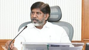 రాష్ట్రవ్యాప్తంగా వాటిని తక్షణమే తొలగించాలి.. తెలంగాణ ప్రభుత్వం సంచలన నిర్ణయం
