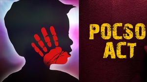 కలికాలం అంటే ఇదేనేమో.. మహిళపై  పోక్సో కేసు !