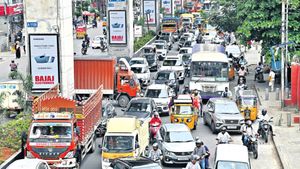 జీఎస్టీ తగ్గిందని సంబరపడకోయ్: తెలంగాణలో కొత్త వాహనాలపై భారీగా పన్ను విధింపు?