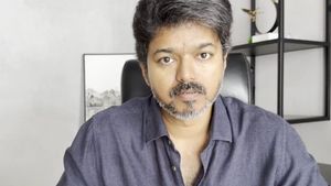 సీఎం సర్.. ఆఫీస్ లోనే ఉంటా: ప్లీజ్.. జనం జోలికి వెళ్లొద్దు