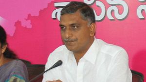 హరీష్‌ రావుకు బిగ్ షాక్.. సీఎం రేవంత్, మాజీ ఎంపీ కవిత ట్వీట్స్ !!  