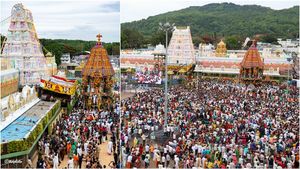 శ్రీవారి రథోత్సవంలో భక్తుల జాతర..!!