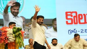 తెలంగాణలో కొత్త చట్టం: ప్రభుత్వ ఉద్యోగుల జీతంలో 10% కోత?