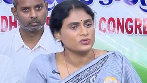 మలుపు తిరిగిన అమరావతి భూసేకరణ..!! 